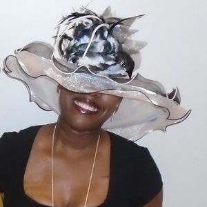 Black & White Ladies Kentucky Derby Hat